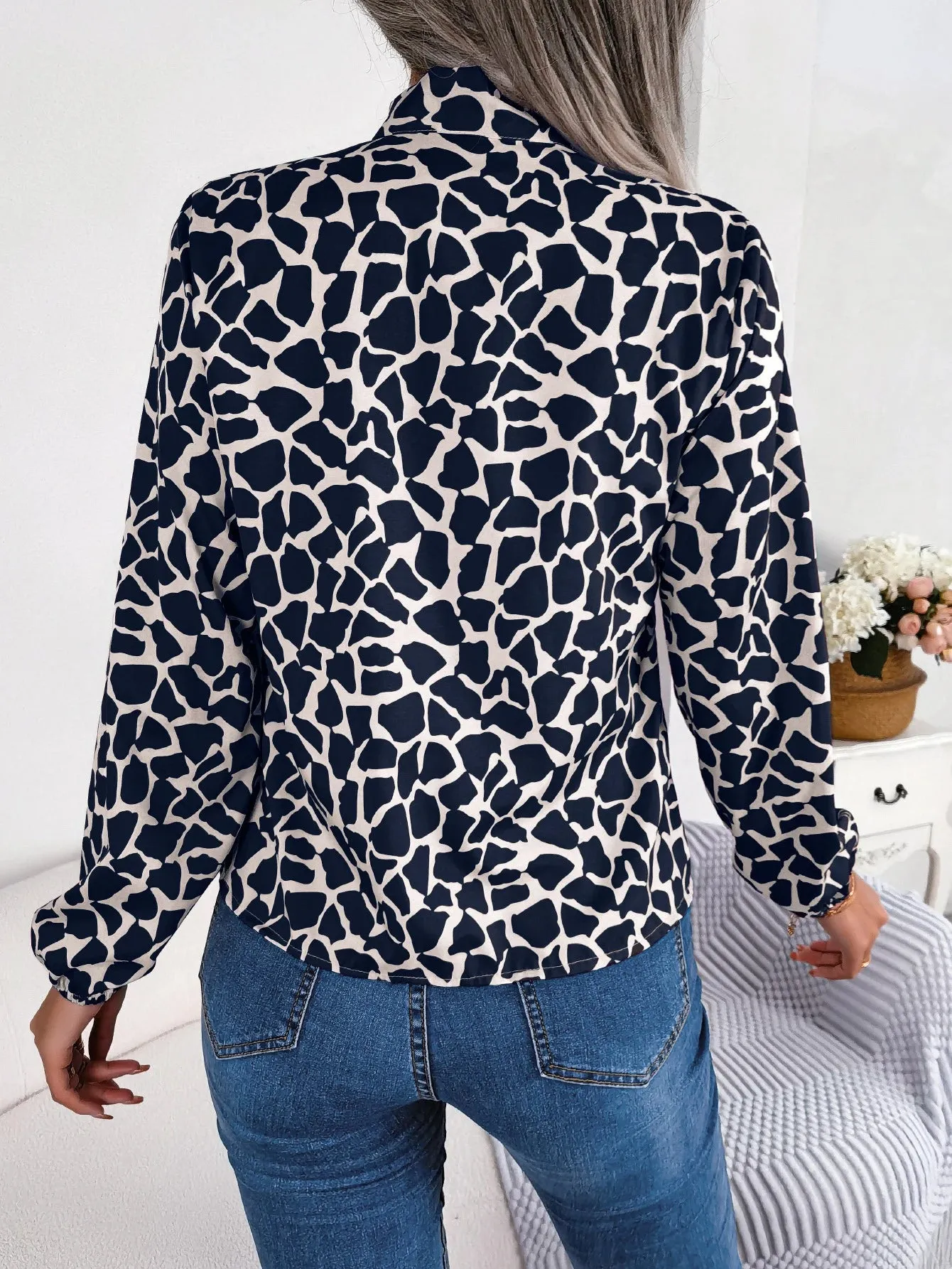 Casual Giraffe Print Tie-neck Long Sleeve Spring Fall Women's Blouse