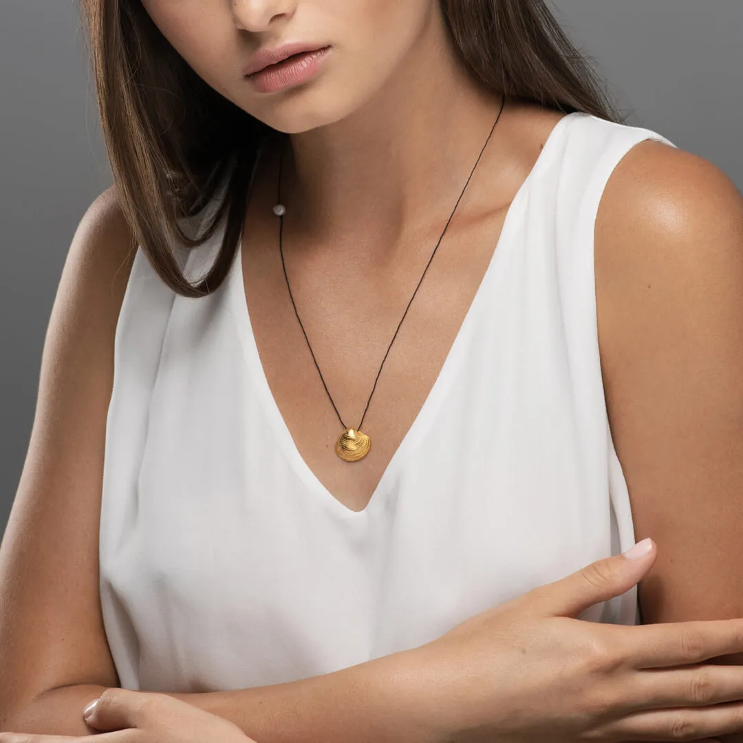 Master clam - casual cord necklace - silver 925 - gold plated - black