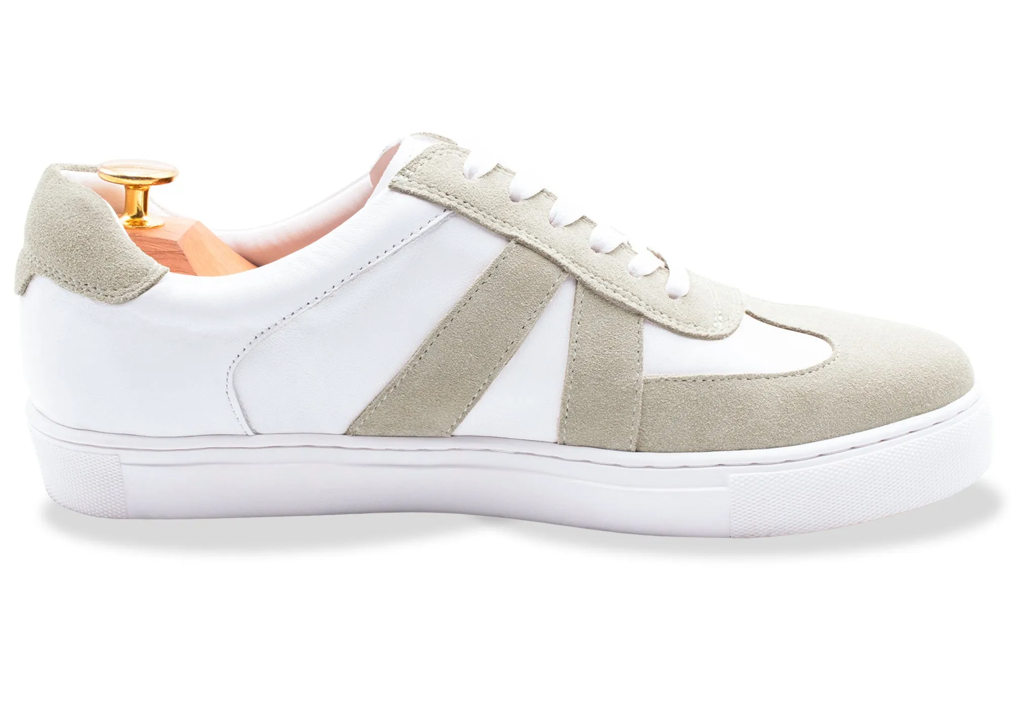 Presedencia White Sneakers