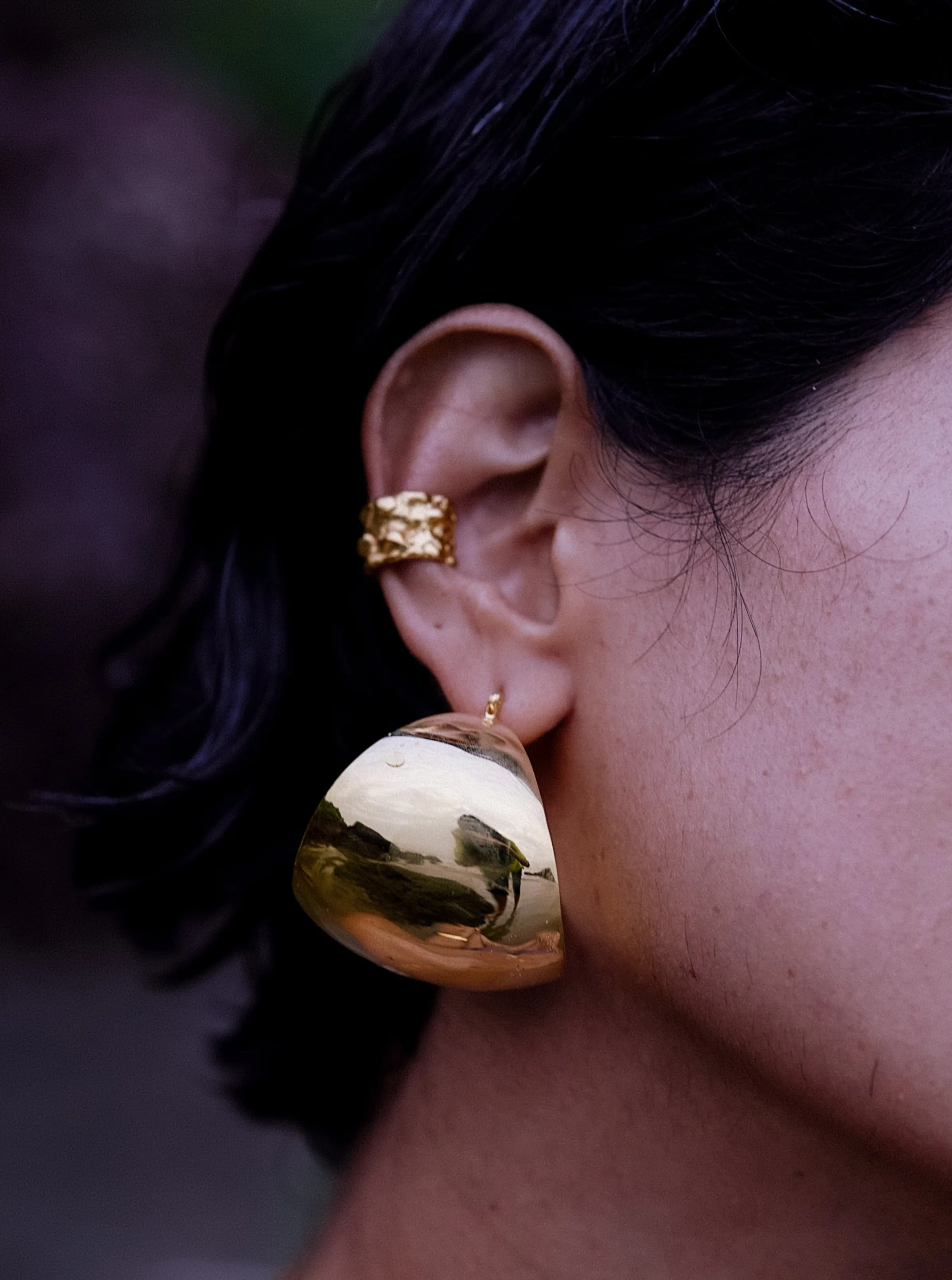 Vision Ear Cuff In 18kt Solid Gold